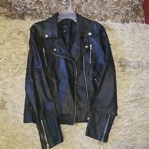 LEATHER BIKER JACKET